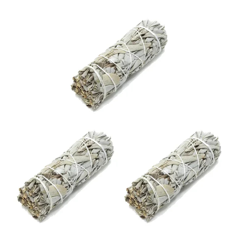 Three bundles of sage on a white background with '3PCS' text above.