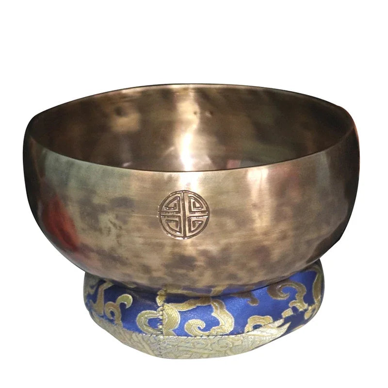 Full Moon Singing Bowl 

A powerful handcrafted singing bowl with a deep, rich and long-lasting resonance.

Handcrafted in South India, this Full Moon singing bowl is created using traditional techniques to produce a beautifu
